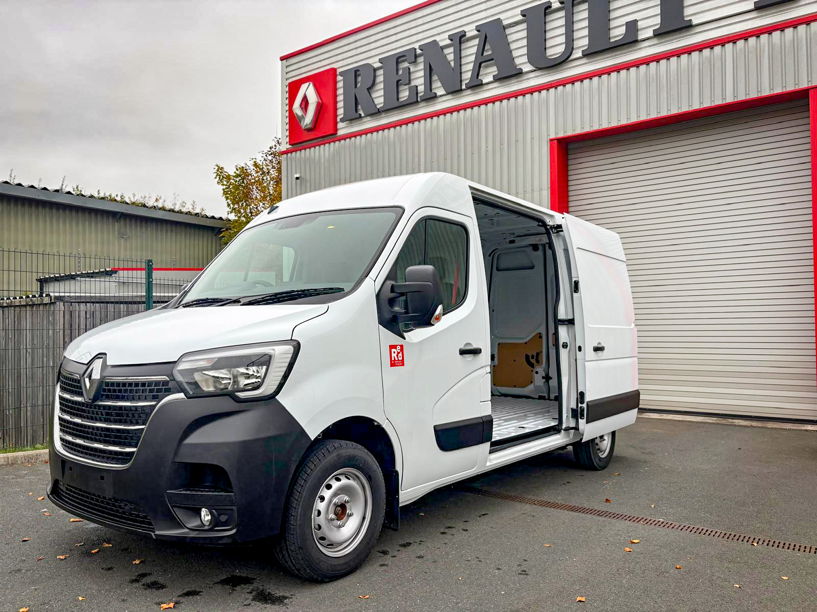 WhatsApp Image 2025-10-15 at 10.59.54_b0302e4e