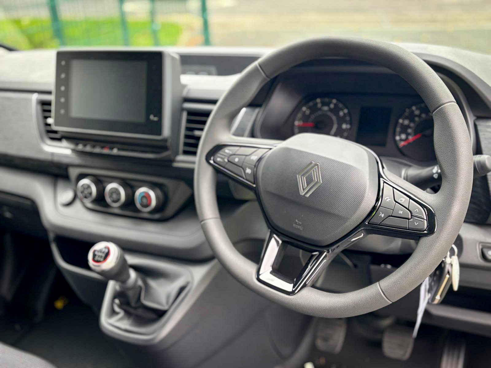 WhatsApp Image 2025-10-15 at 13.11.59_cc1d691a