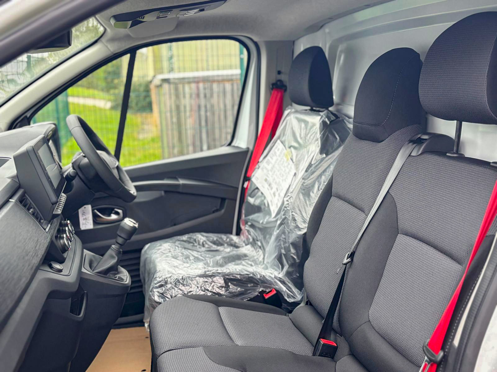 WhatsApp Image 2025-10-15 at 13.12.00_0621a0f6