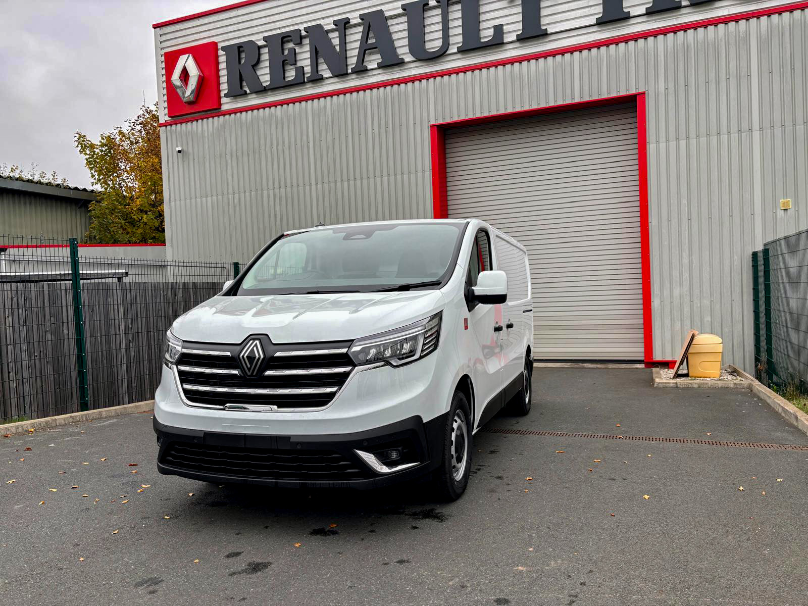 WhatsApp Image 2025-10-15 at 13.12.00_1243bbc6