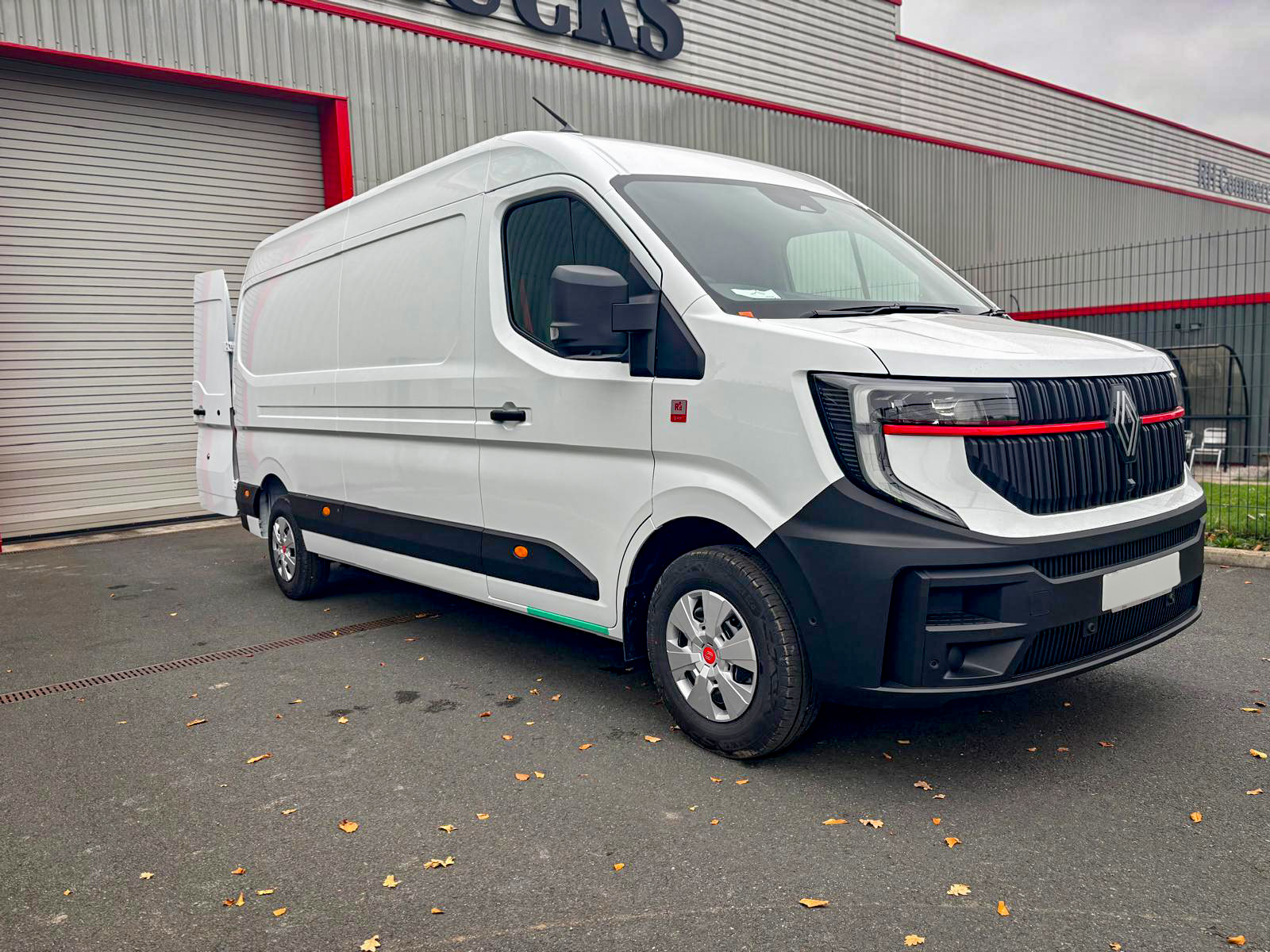 WhatsApp Image 2025-10-15 at 13.36.54_ba30e2b2