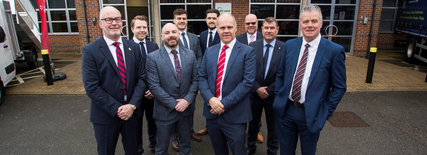 2023_0331_083630-Copyrgearh1-2-1800×0-c-default