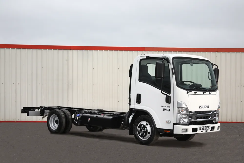 1_N55.150-N-chassis-cab-front