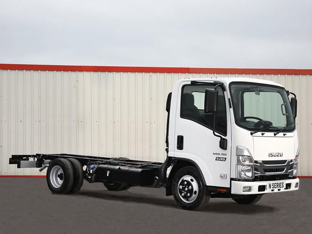 isuzu-trucks-55-ton-65-ton-2025-1
