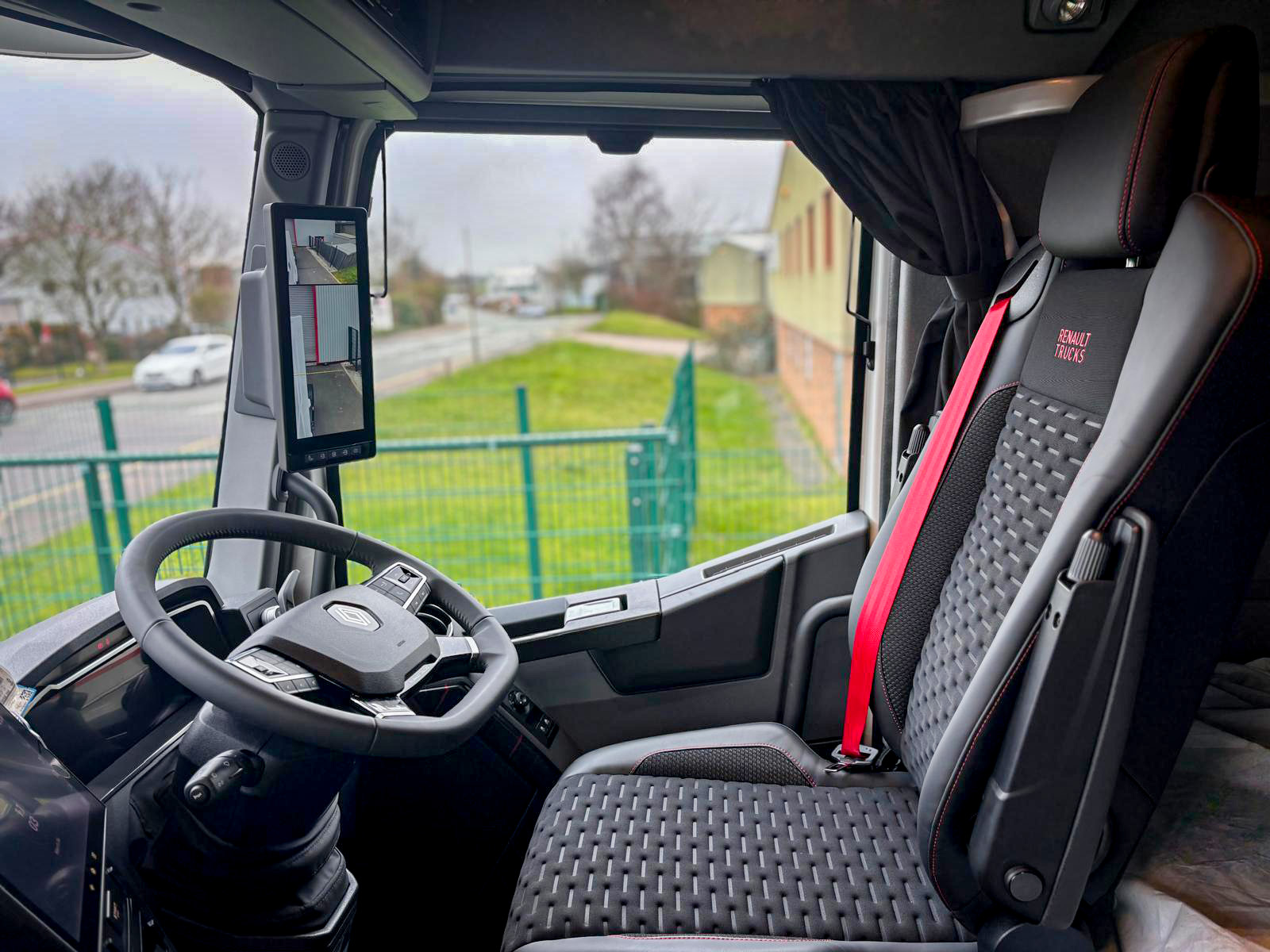 20260310_143428000_iOS 5