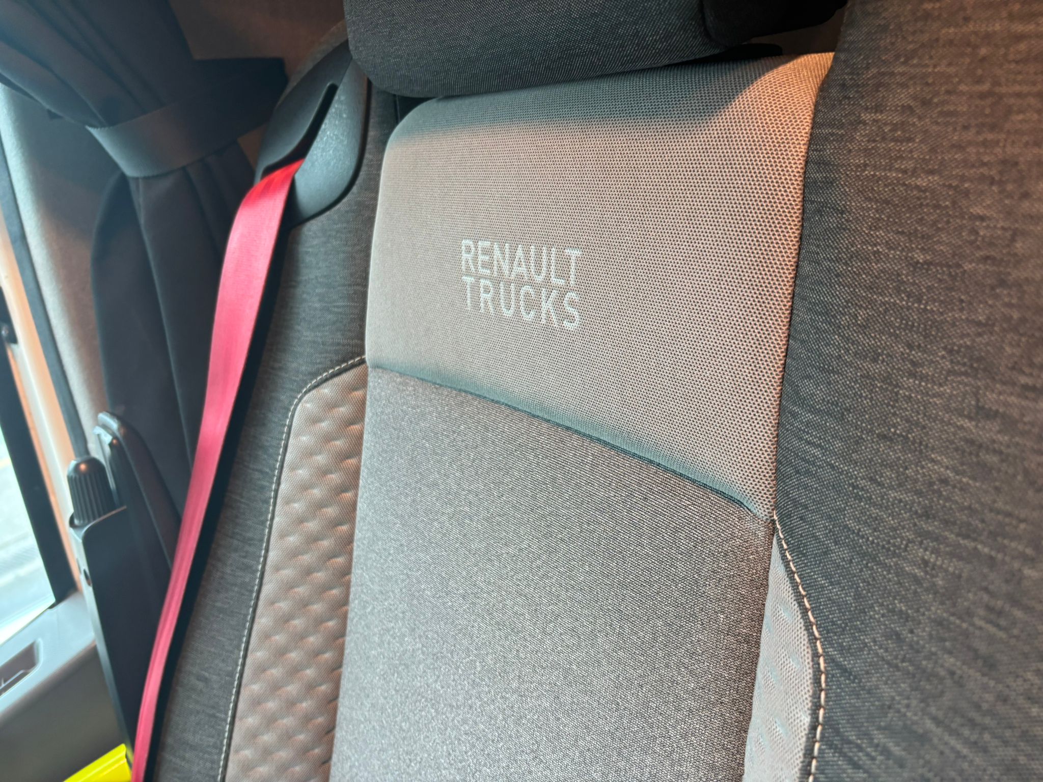 WhatsApp Image 2026-03-03 at 10.46.14115415415