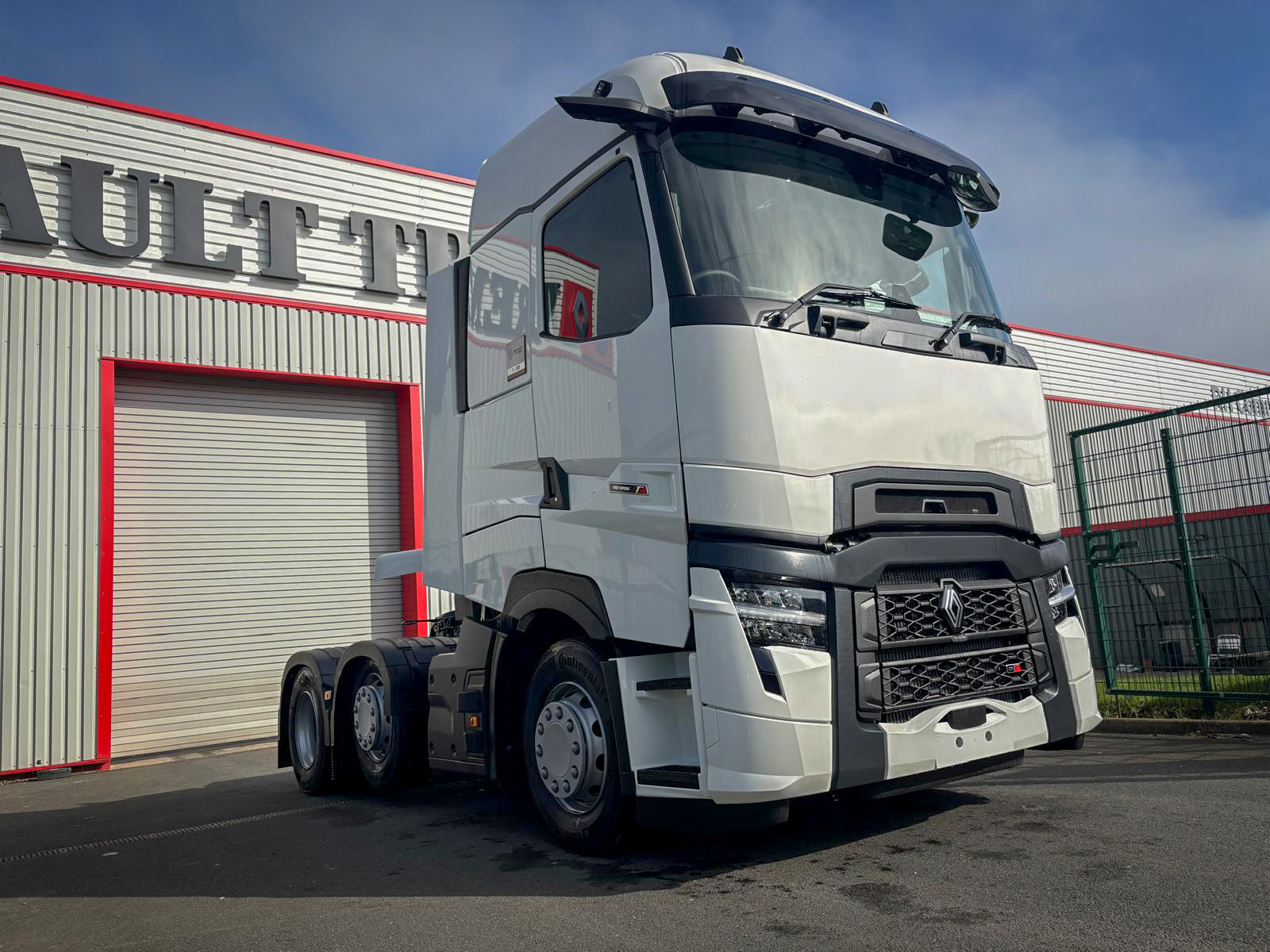 WhatsApp Image 2026-03-04 at 14.55.40