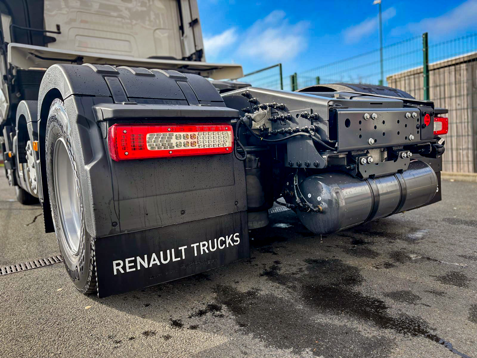 WhatsApp Image 2026-03-04 at 14.55.40448