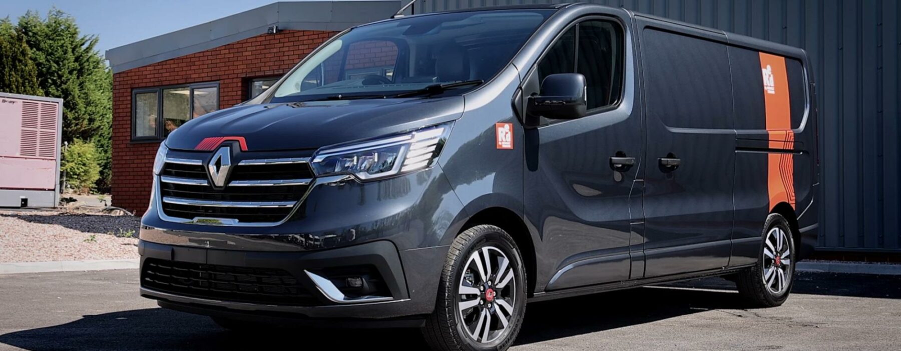 Renault Trucks launch new reinforced Trafic van RH Commercial