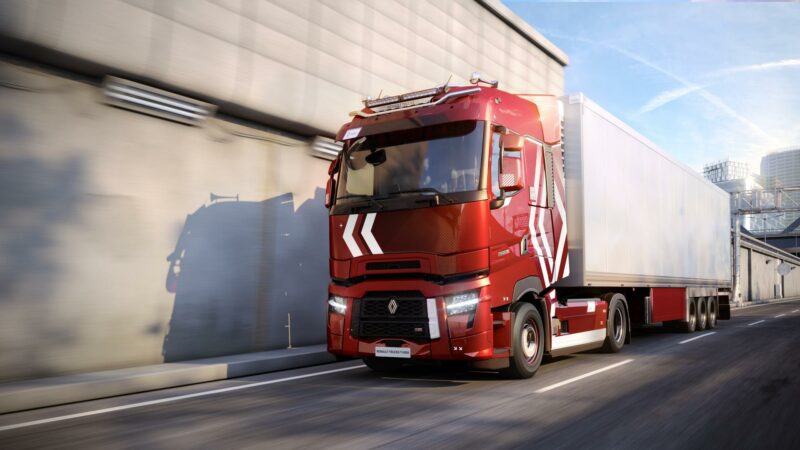 Renault Trucks updated cab